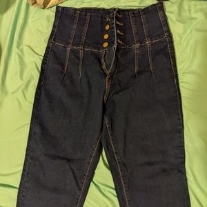 High waisted dark jeans